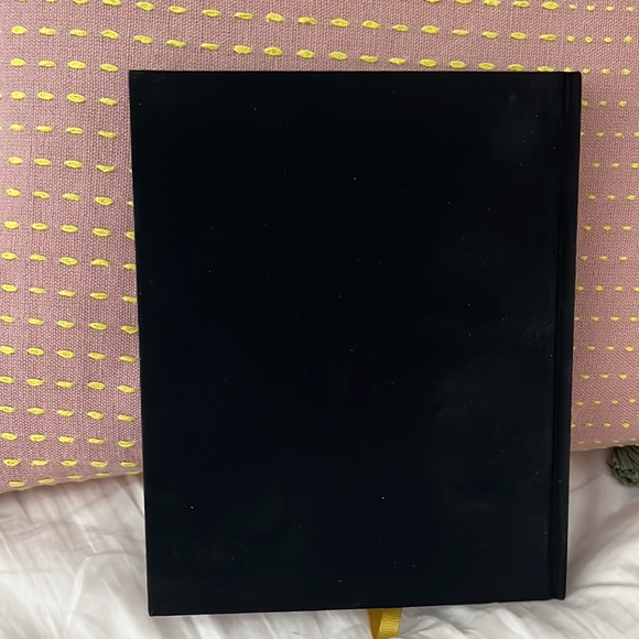 Black cute bucket list guided journal - Picture 3 of 3